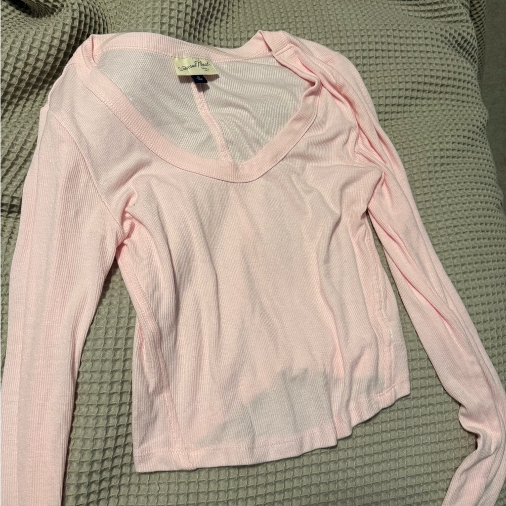 Universal thread long sleeve crop top